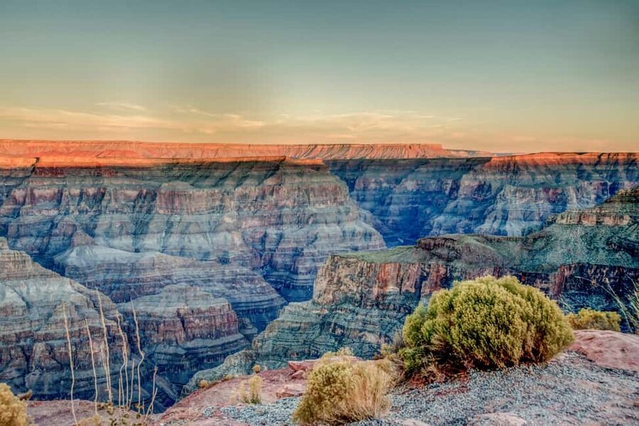 Las Vegas: Grand Canyon West Rim Tour with Optional Skywalk - Guide and Driver Impact: Why Names Keep Coming Up