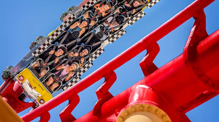 Las Vegas: New York-New York Hotel Big Apple Coaster Ride - Height and body comfort: who this coaster fits best
