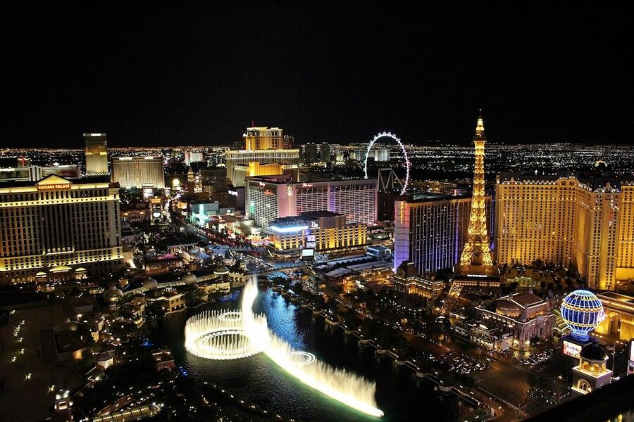 Las Vegas: Night Helicopter Flight over Las Vegas Strip - Value: Is a $124 Night Flight Actually Worth It?
