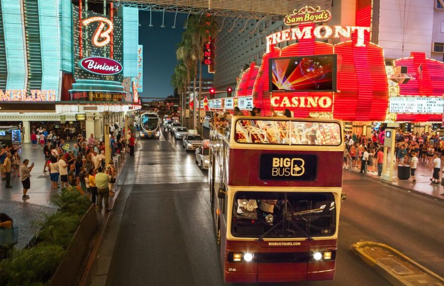 Las Vegas: Sightseeing Night Tour by Open-top Bus - Why Vegas Looks Better From an Open-Top Bus at Night