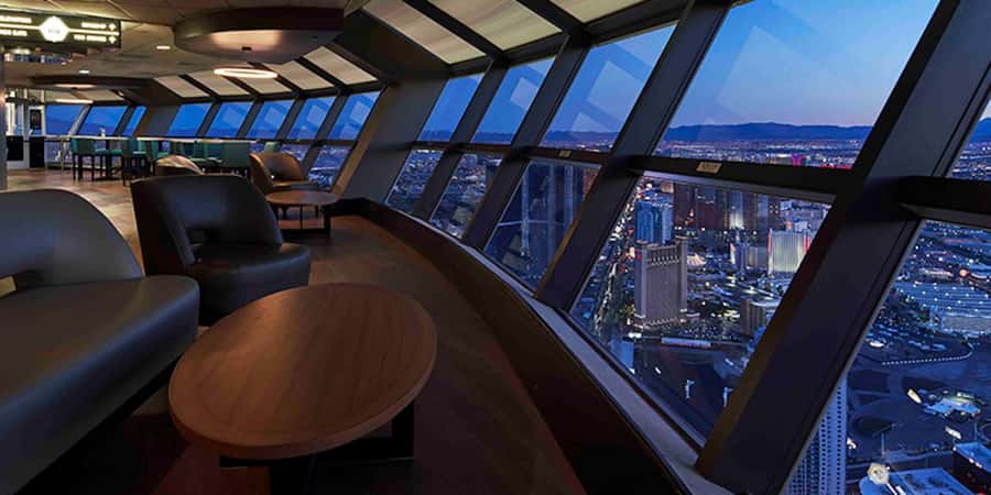 Las Vegas: STRAT Tower Observation Deck Ticket - Outdoor deck and viewfinders: 360 degrees with real air and better focus