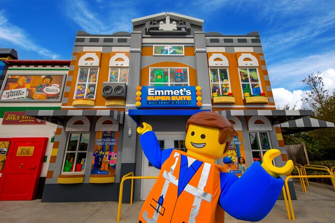 LEGOLAND® California Theme Park Admission Tickets - Sea Life Aquarium: the 35-foot tunnel and the interactive moments