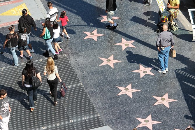 Los Angeles and Hollywood Small Group Day Tour from Las Vegas - Guides, Commentary, and Why Small Groups Matter