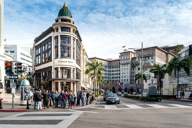 Los Angeles and Hollywood Small Group Day Tour from Las Vegas - Leaving the Strip: Pickup Timing and What to Plan For
