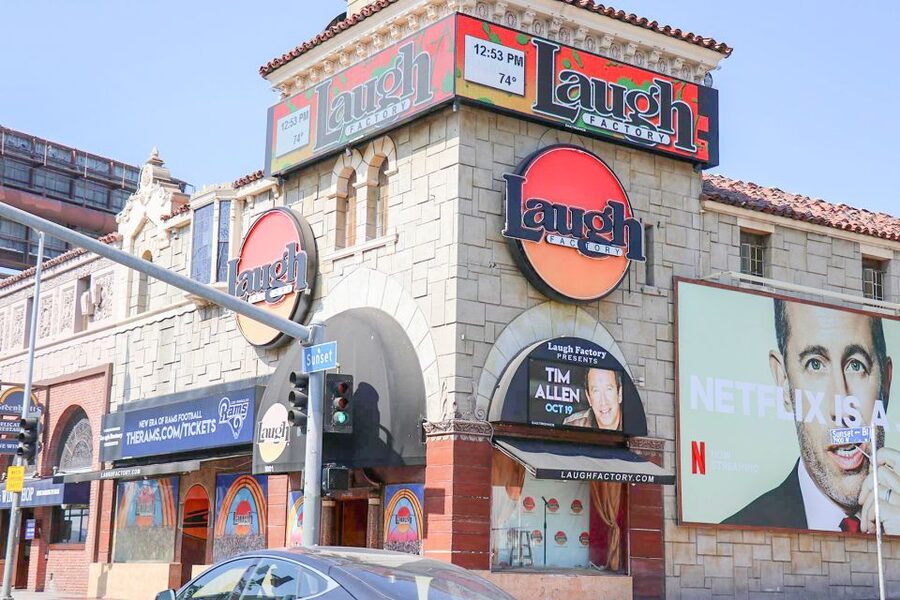 Los Angeles: Hollywood & Celebrity Homes Open-Air Bus Tour - Meeting at 6609 W Sunset Blvd, parking, and what to do before boarding