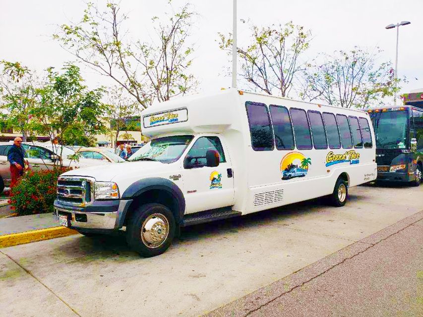 Los Angeles: LA Grand Tour by Open-Air Bus - Hollywood, West Hollywood, and the Sunset Strip: what you actually get from the ride