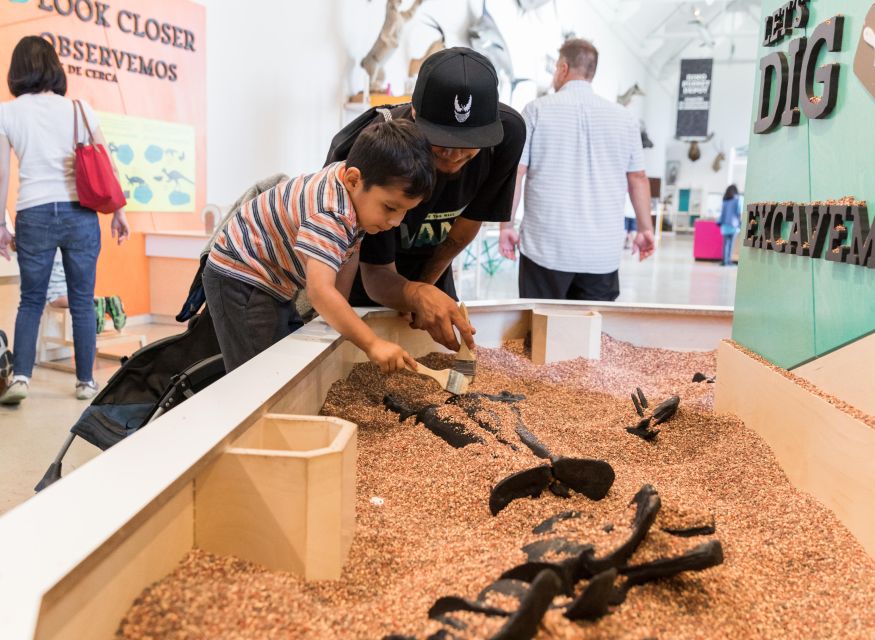 Los Angeles: Natural History Museum of LA Entry Ticket - Nature Gardens and Nature Lab: step outside for 3.5 acres of local life