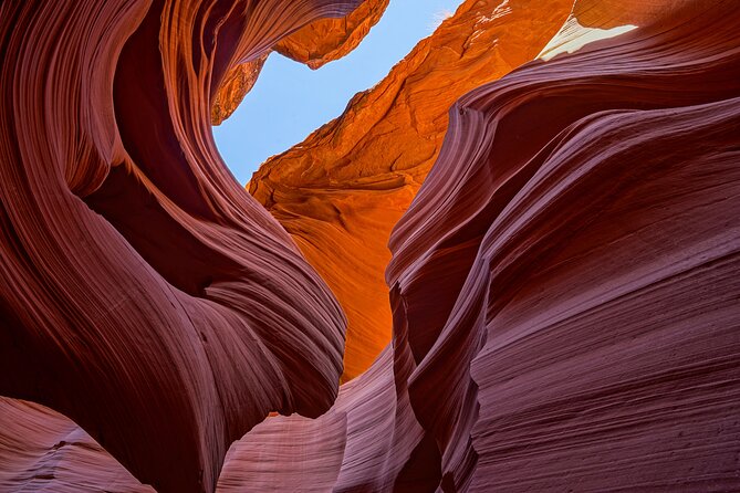 Lower Antelope Canyon Hiking Tour - The One-Mile Loop: Stairs, Eight Ladders, and Handrails for Confidence