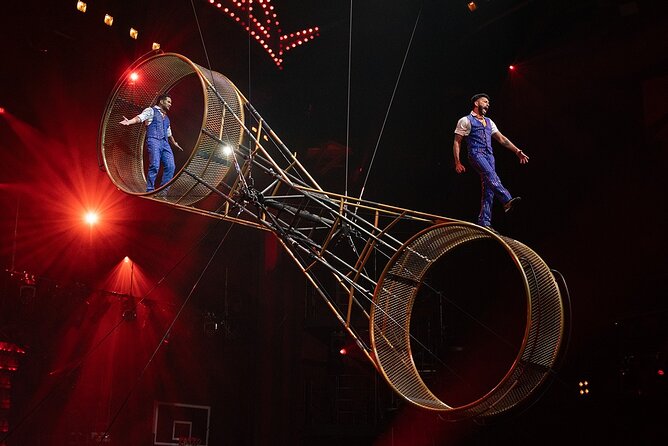 Mad Apple by Cirque du Soleil at New York New York Hotel and Casino - Stop 2: Mad Apple Theater, timing rules and the pre-show vibe