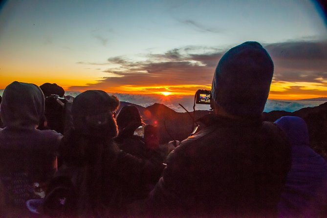 Maui: Haleakala Sunrise Spectacular with Local Breakfast - The Cold Reality Up Top (Pack Like You Mean It)