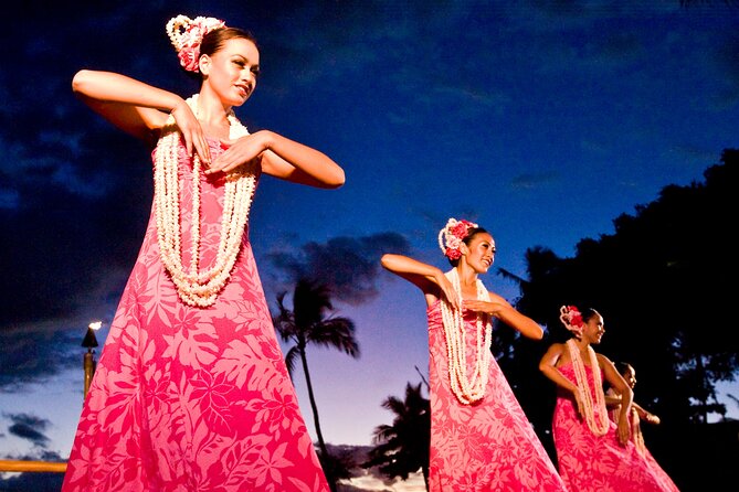 Maui: Te Au Moana Luau at The Wailea Beach Marriott Resort - Special occasion menus: Thanksgiving, Christmas, and NYE