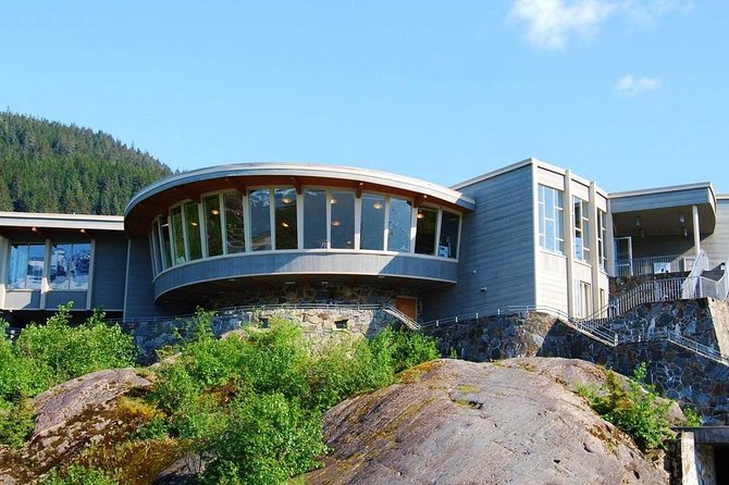 Mendenhall Glacier Visitor Center and Ultimate Whale Watch Combo - Why This Juneau Combo Works So Well