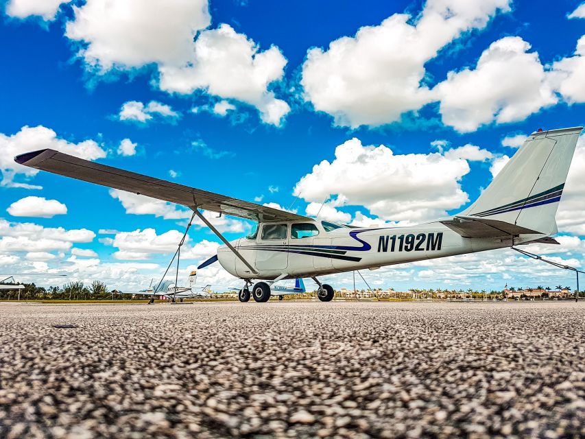 Miami Beach: South Beach Private Airplane Tour with Drinks - Entering Miami Executive Airport: the part that makes the flight easier