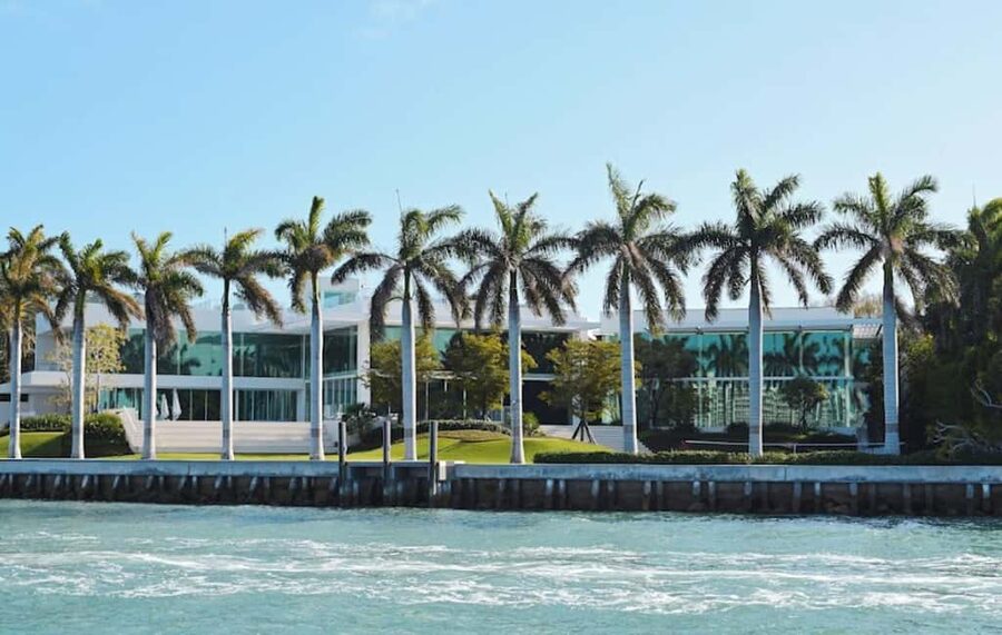 Miami: Biscayne Bay Millionaire's Homes Sightseeing Cruise - Getting to Bayride Tours at Bayside Marketplace without stress
