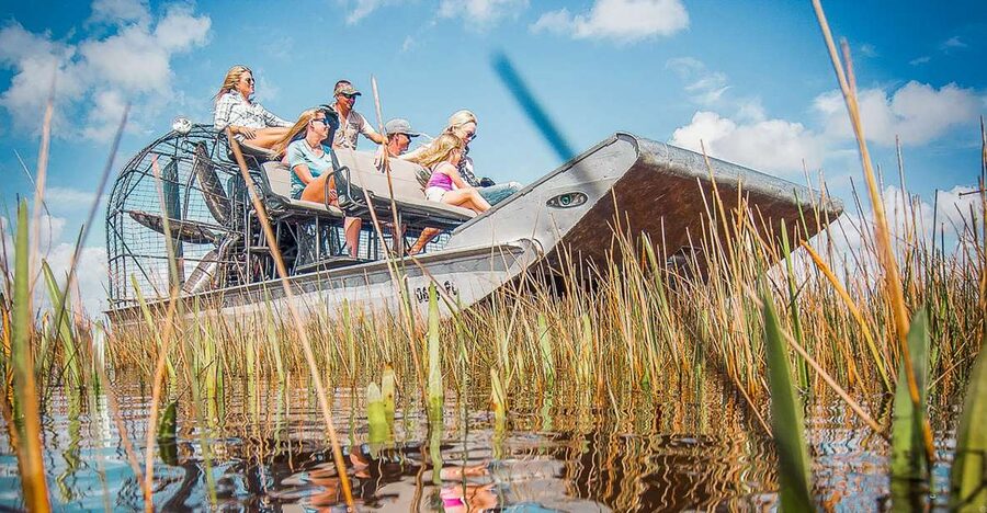 Miami: Everglades National Park Airboat Tour & Wildlife Show - Checking In at Gator Park, Your Miami Gateway to the Everglades