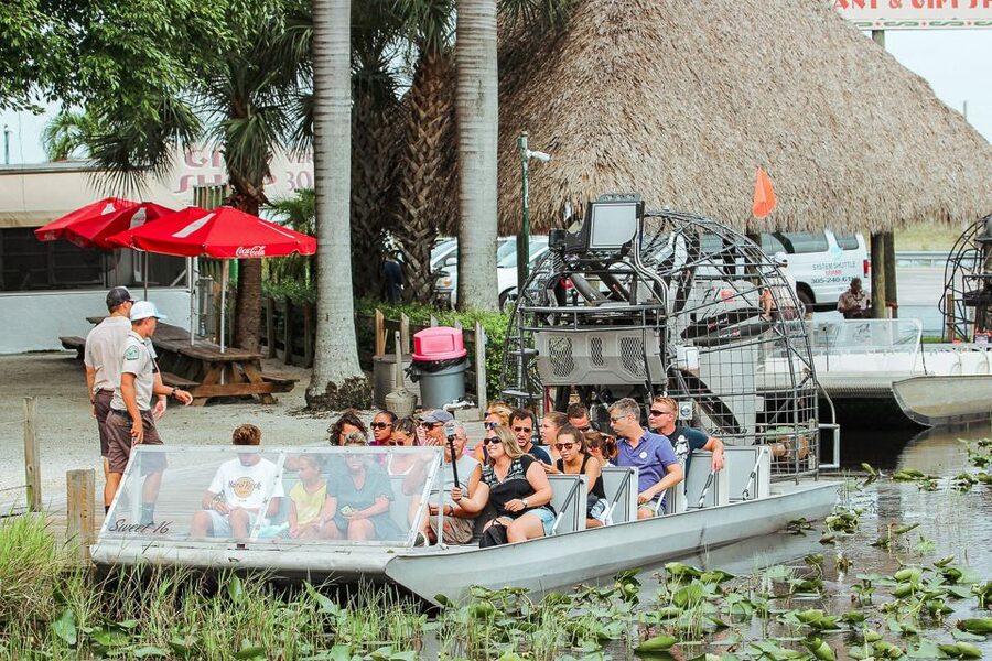 Miami: Everglades National Park Airboat Tour & Wildlife Show - What to Eat and Buy Before or After the Tour
