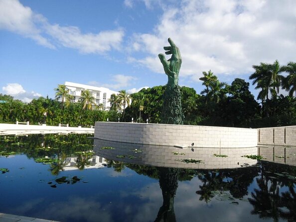 Miami: Open-top Bus Sightseeing Night Tour with Live Guide - Key things to know before you go