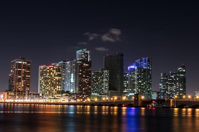 Miami: Open-top Bus Sightseeing Night Tour with Live Guide - Who this Miami night bus tour suits best