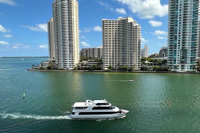 Miami Skyline Boat Cruise Past Millionaire's Homes Optional Stop - The route you’re actually getting: Hibiscus Island, Venetian, Sunset, Star, Fisher