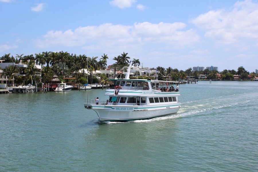 Miami: The Original Millionaire’s Row Cruise - Entering Miami’s waterfront from Bayside Marketplace