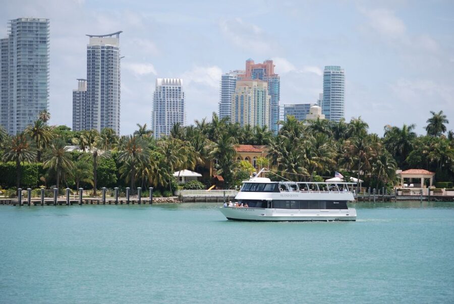 Miami: The Original Millionaire’s Row Cruise - Timing matters: when to choose an evening for skyline lights