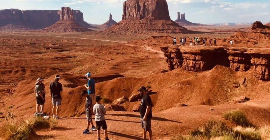 Monument Valley: Backcountry Jeep Tour with Navajo Guide - Meeting at The View Hotel, then off toward the quiet parts