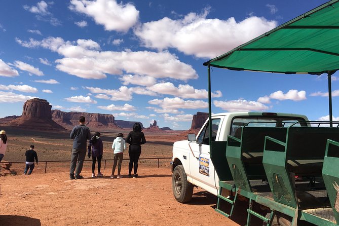 Monument Valley Extended Backcountry Tour - The route begins at West and East Mitten View, then moves to the big signatures