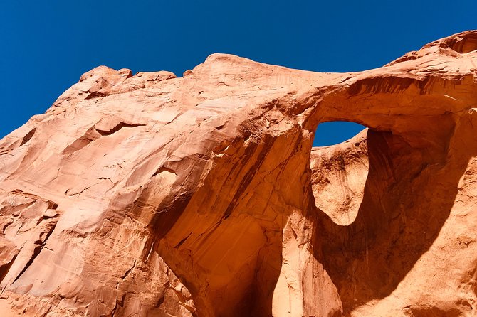 Monument Valley Extended Backcountry Tour - Big Hogan Arch and Moccasin Arch, plus moments that feel like a performance