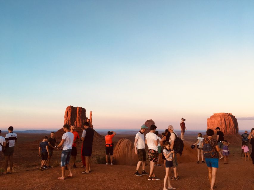 Monument Valley: Highlights Tour with Backcountry Access - Timing, the entry pass, and what to pack for desert comfort
