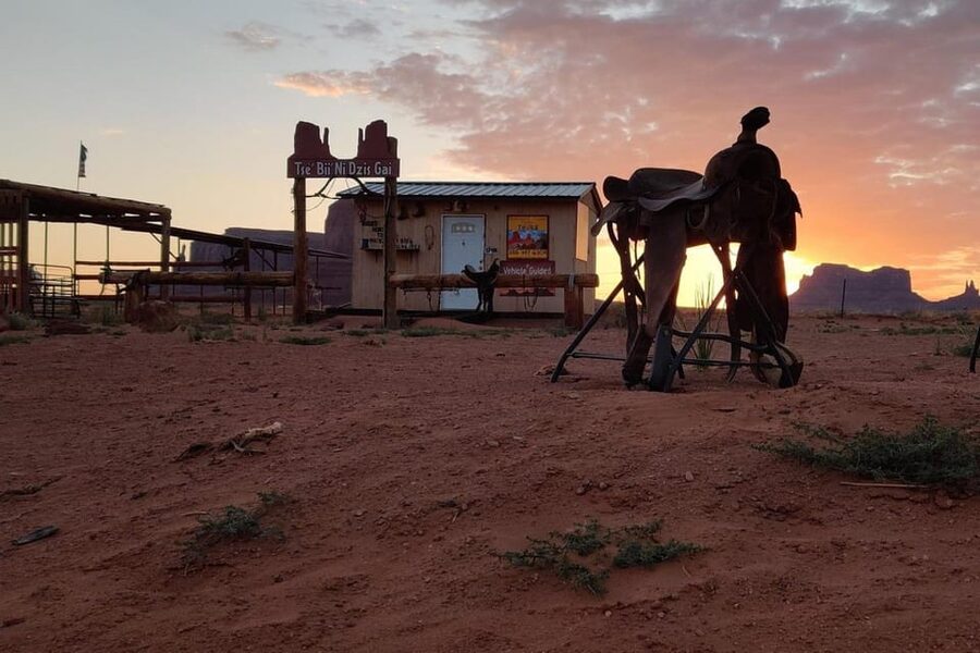 Monument Valley: Horseback Adventure Tour - What to wear and pack so you feel comfortable the whole time