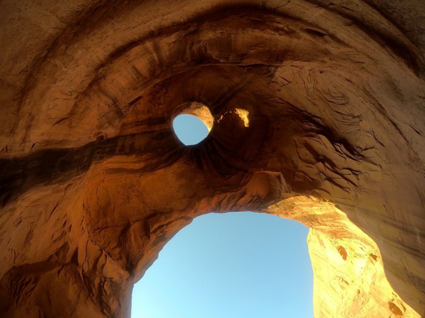 Monument Valley: Scenic 2.5-Hour Guided Tour - Key things to know before you go