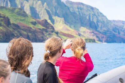 Na Pali Coast Half-Day Raft and Snorkel Adventure