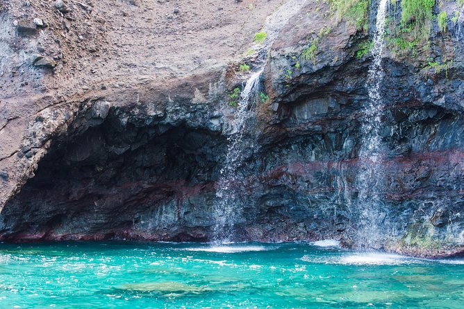 Na Pali Coast Half-Day Raft and Snorkel Adventure - Na Pali Coast State Park: caves, waterfalls, and why timing depends on weather