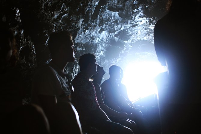 Na Pali Coast Half-Day Raft and Snorkel Adventure - Your guides on the water: history stories, marine spotting, and safety focus