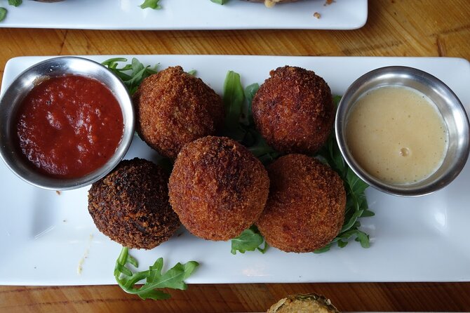 Nashville: Food Tour with 5+ Tastings of Local Delicacies - Key points before you go