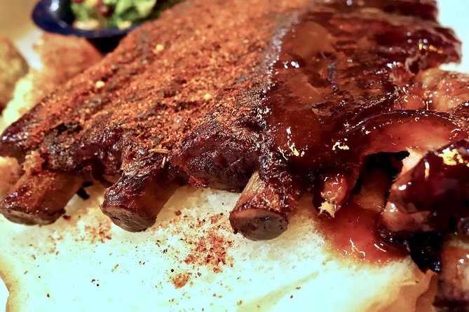 Nashville: Food Tour with 5+ Tastings of Local Delicacies - What 5+ tastings means for your appetite