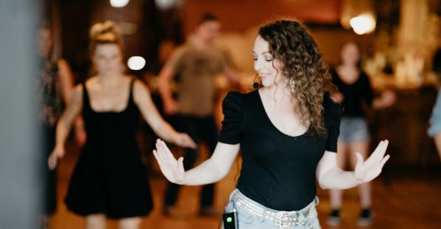 Nashville: Line Dancing Class with Keepsake Video - Instructors Matter: Why Jason, Lauren, Lisa, and Others Get Praise