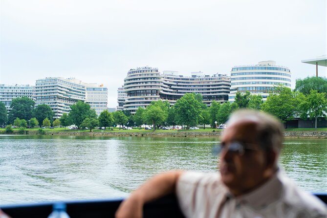 National Mall Tour with 10+ Stops, Boat Cruise, Entry Tickets - Capitol, Lincoln, MLK, and the memorial loop you cannot skip