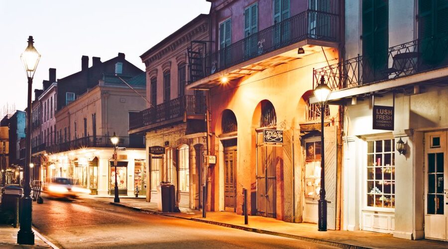 New Orleans: 2-Hour Ghosts & Vampires Walking Tour - Price and Value: Is $22 a Good Deal for This Type of Night?