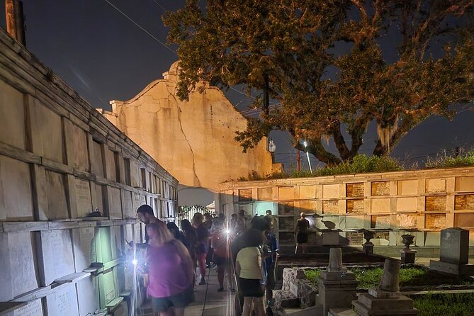 New Orleans Cemetery Bus Tour with Exclusive Cemetery Access - Meeting at 620 Decatur: how to start without stress