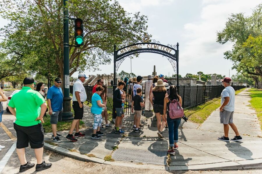 New Orleans: Cemetery Tour - Multiple Cemeteries in One 2-Hour Loop: The Route Advantage