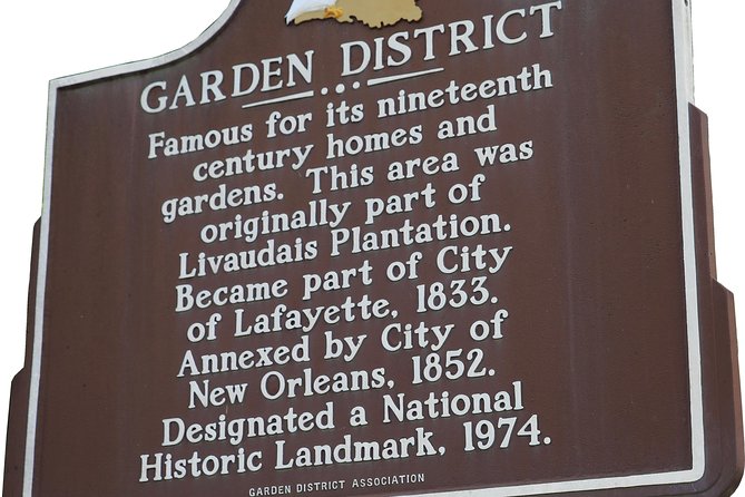 New Orleans City and Cemetery 2-Hour Bus Tour - The French Quarter Drive: Decatur Street And The 300-Year-Old Feeling