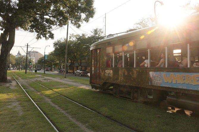 New Orleans: City Sightseeing Hop-On Hop-Off Bus Tour - Why a 1-day hop-on hop-off bus works so well in New Orleans