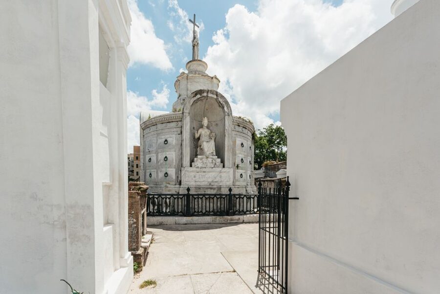 New Orleans: City Sightseeing Hop-On Hop-Off Bus Tour - Poydras and Loyola, Lafayette Square, and Gallier Hall