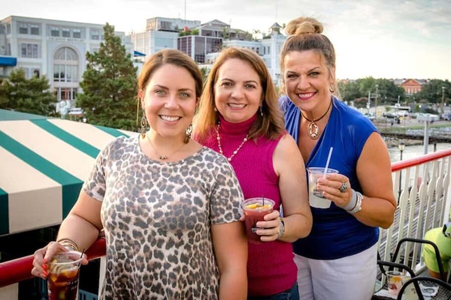 New Orleans: Daytime Steamboat Jazz Cruise + Optional Lunch - Four Decks, One River: Picking Your Spot for Views and Comfort