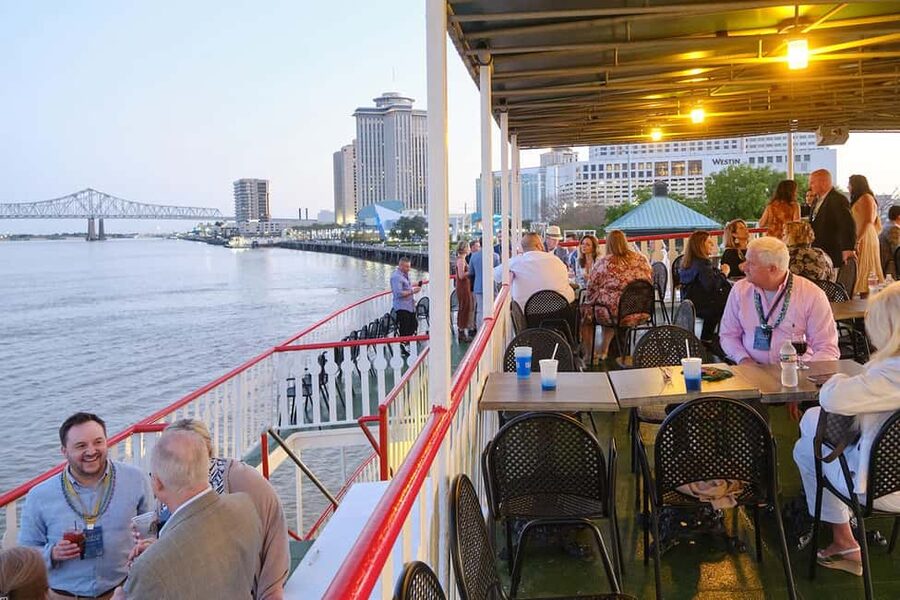 New Orleans: Evening Jazz Cruise on the Steamboat Natchez - Buffet Dinner Option: The Southern Menu and When to Eat