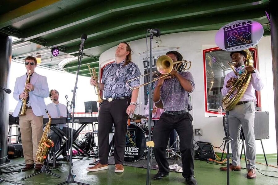 New Orleans: Evening Steamboat Jazz Cruise + Optional Dinner - The Mississippi Cruise Experience: What you see and what you don’t