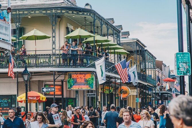 New Orleans French Quarter Food Tour: Cajun, Creole and Culture - Jackson Square Stop: A Free Landmark With a Real Lead-In