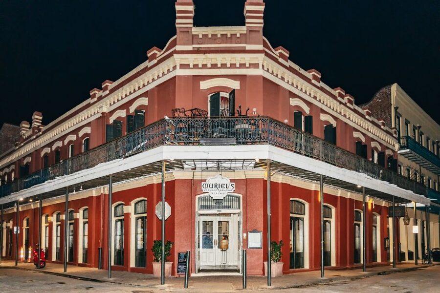 New Orleans: French Quarter Ghost Tour with Interior Visit - Old Ursuline Convent: Where Architecture and Legends Get Locked Together