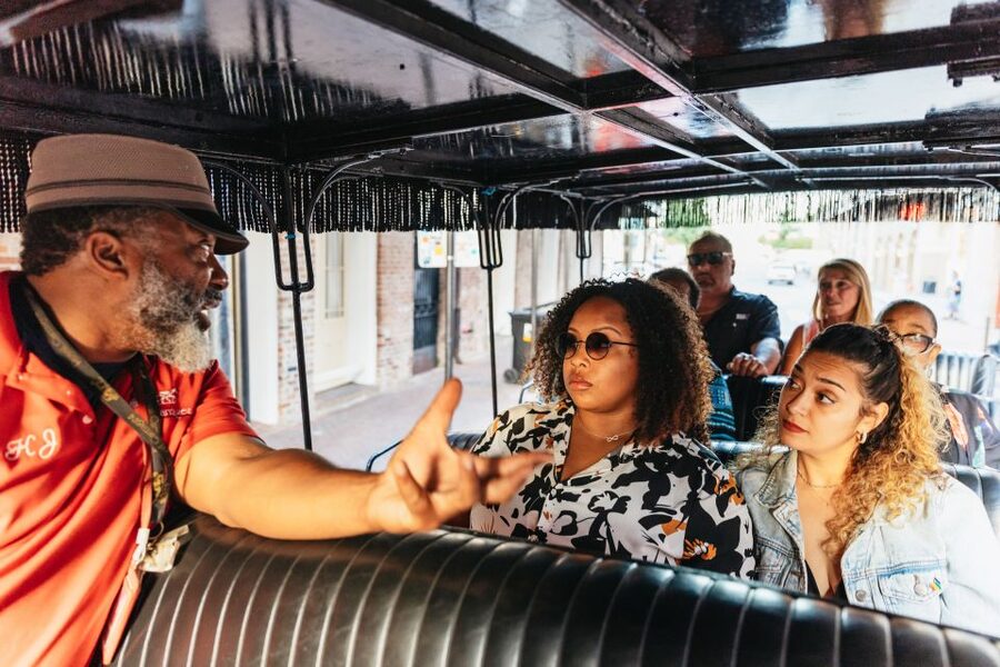 New Orleans: French Quarter Sightseeing Carriage Ride - Why a Mule Carriage Makes the French Quarter Easier